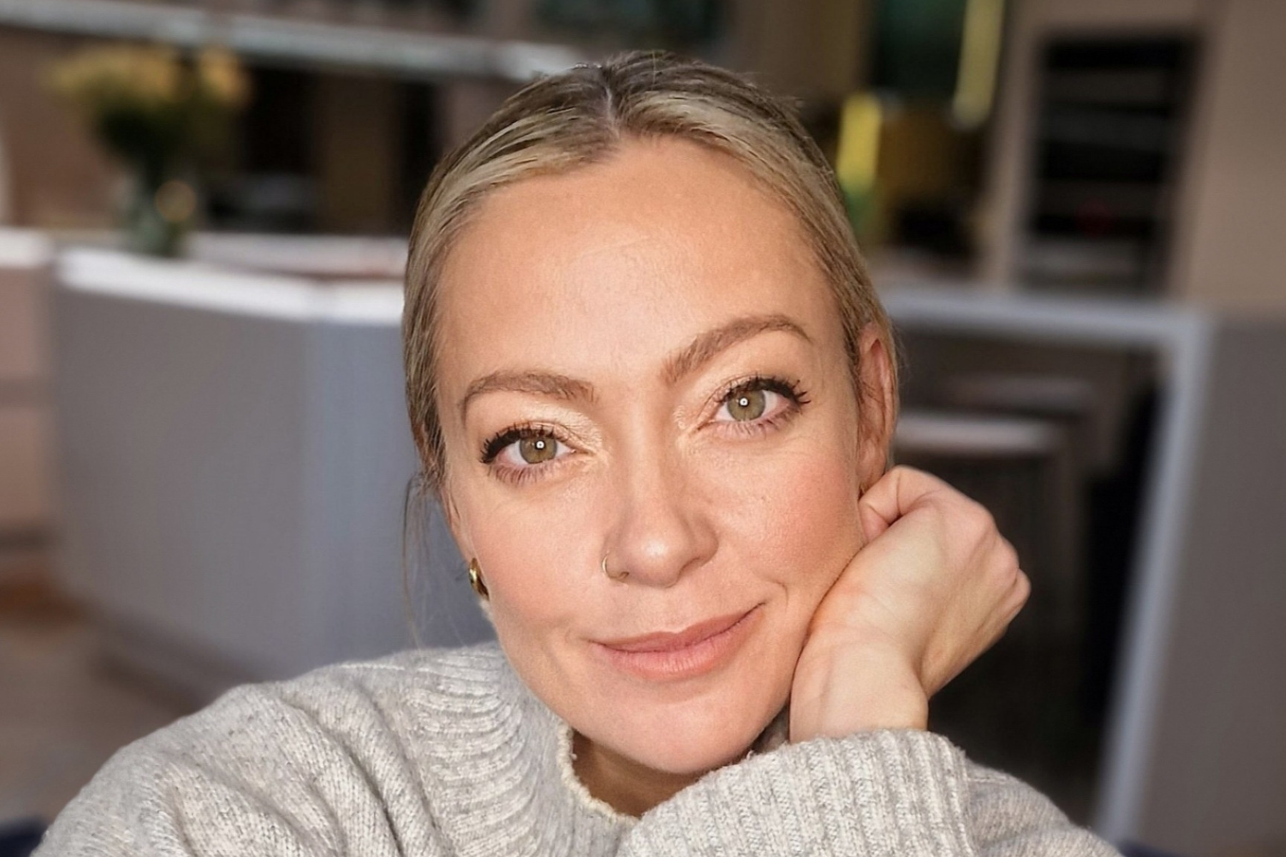 Familiar Face Cherry Healey